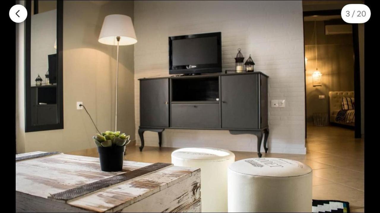 Mytilíni Moonstone House B 아파트 외부 사진
